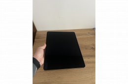 Ipad air 6. m2 13 “ Ezüst színű, 128Gb, 