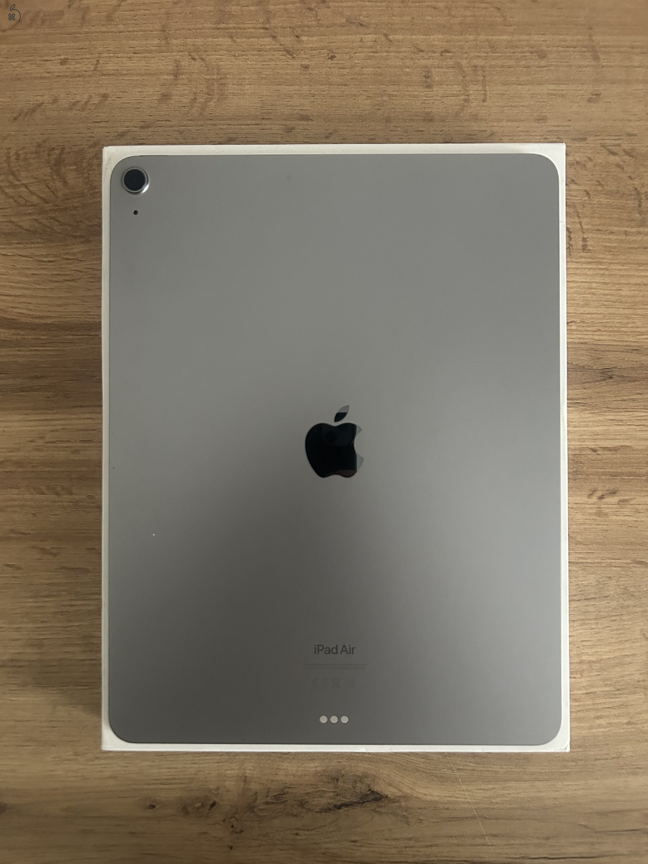 Ipad air 6. m2 13 “ Ezüst színű, 128Gb, 