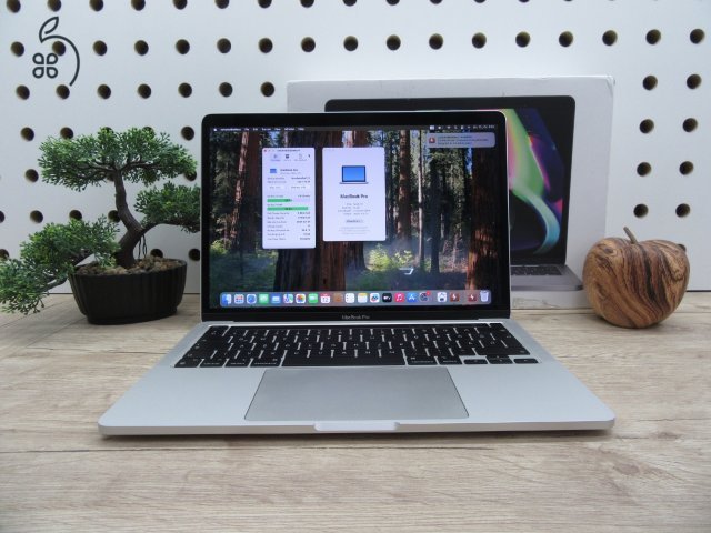 Apple Macbook Pro 13 M1 Touchbar - 2021 - Használt, karcmentes - 500 Gb SSD 