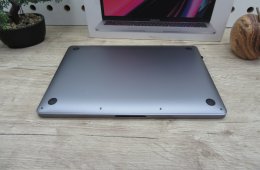 Apple Macbook Pro 13 M1 Touchbar - 2020 - Új - 16 Gb 1 Tb SSD - 1 év garancia
