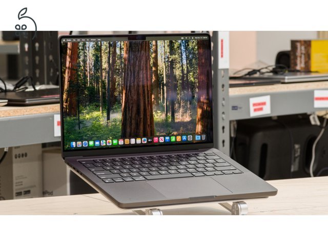 ÁFÁS APPLE MacBook Pro 14