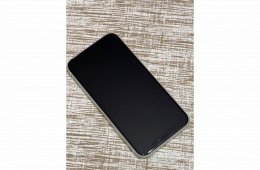 iPhone XR 64GB (fehér)