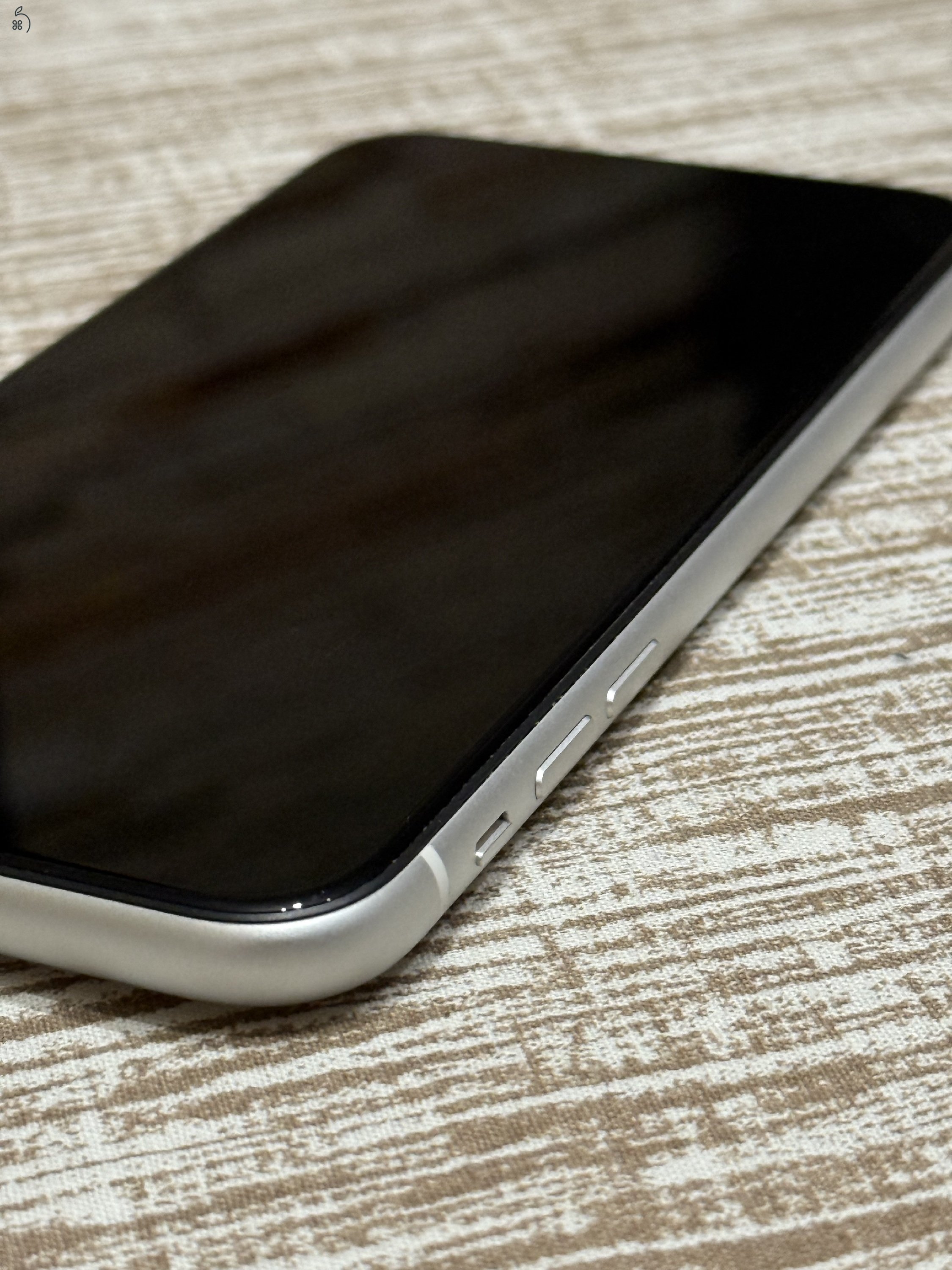 iPhone XR 64GB (fehér)