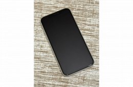 iPhone XR 64GB (fehér)
