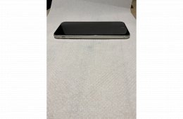 Karcmentes fehér iPhone SE3 64GB eladó