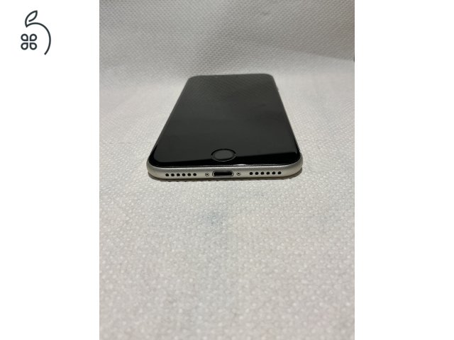 Karcmentes fehér iPhone SE3 64GB eladó