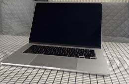 Eladó használt MacBook Air M2 15