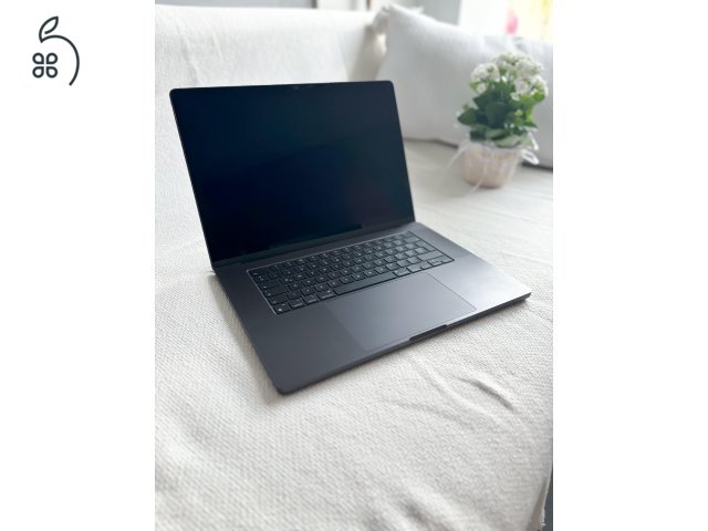 Macbook Pro M3 512 SSD/16GB RAM/16”Retina
