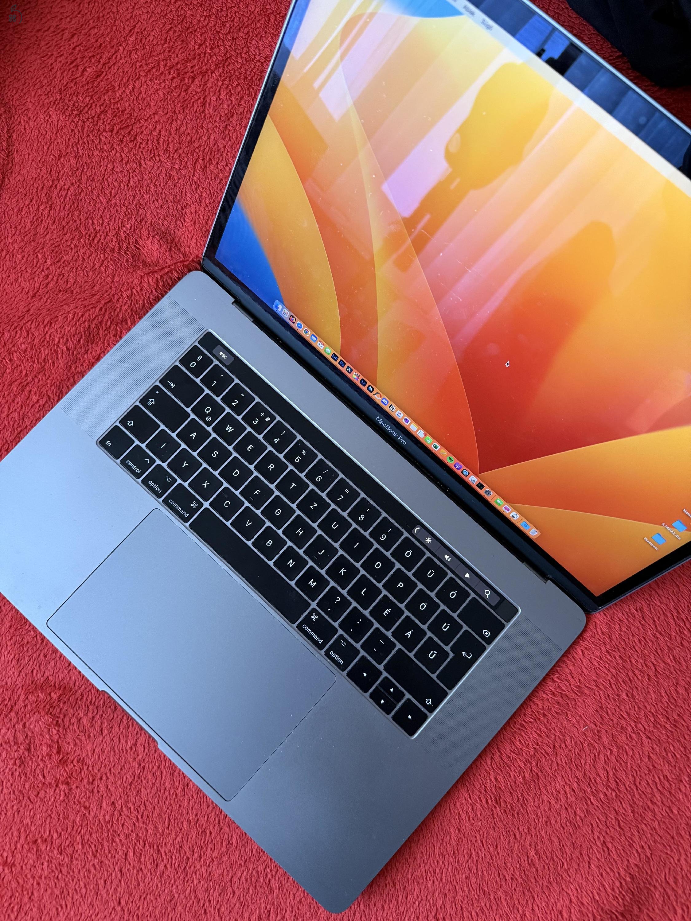 Macbook Pro 15-inch, 2017