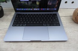  Apple Macbook Pro 14 M1 - 2021 - Használt, szép állapot - 1 Tb SSD 