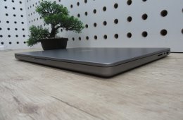  Apple Macbook Pro 14 M1 - 2021 - Használt, szép állapot - 1 Tb SSD 