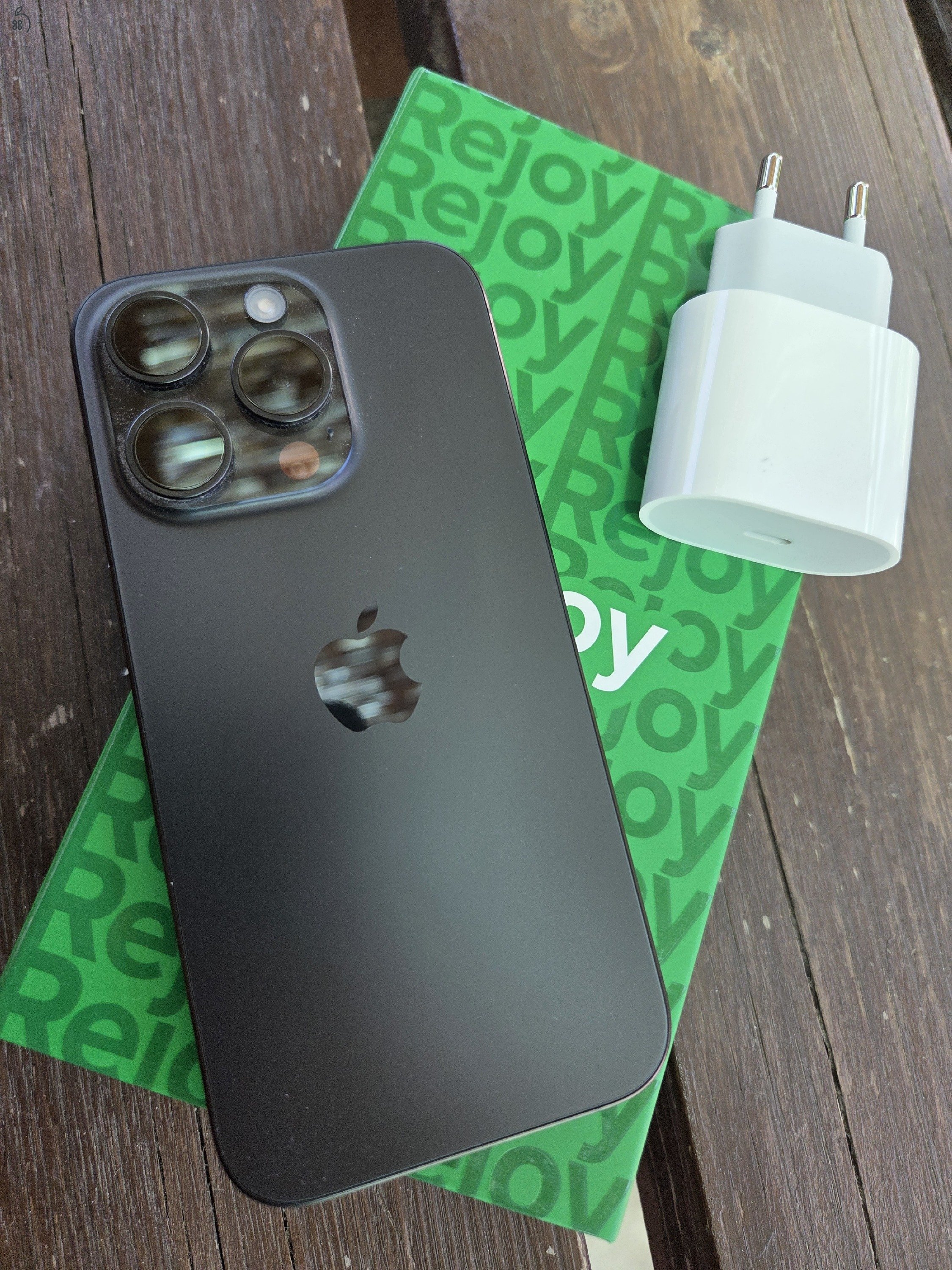 Újszerű iPhone 15 Pro - 100% akksi - garancia