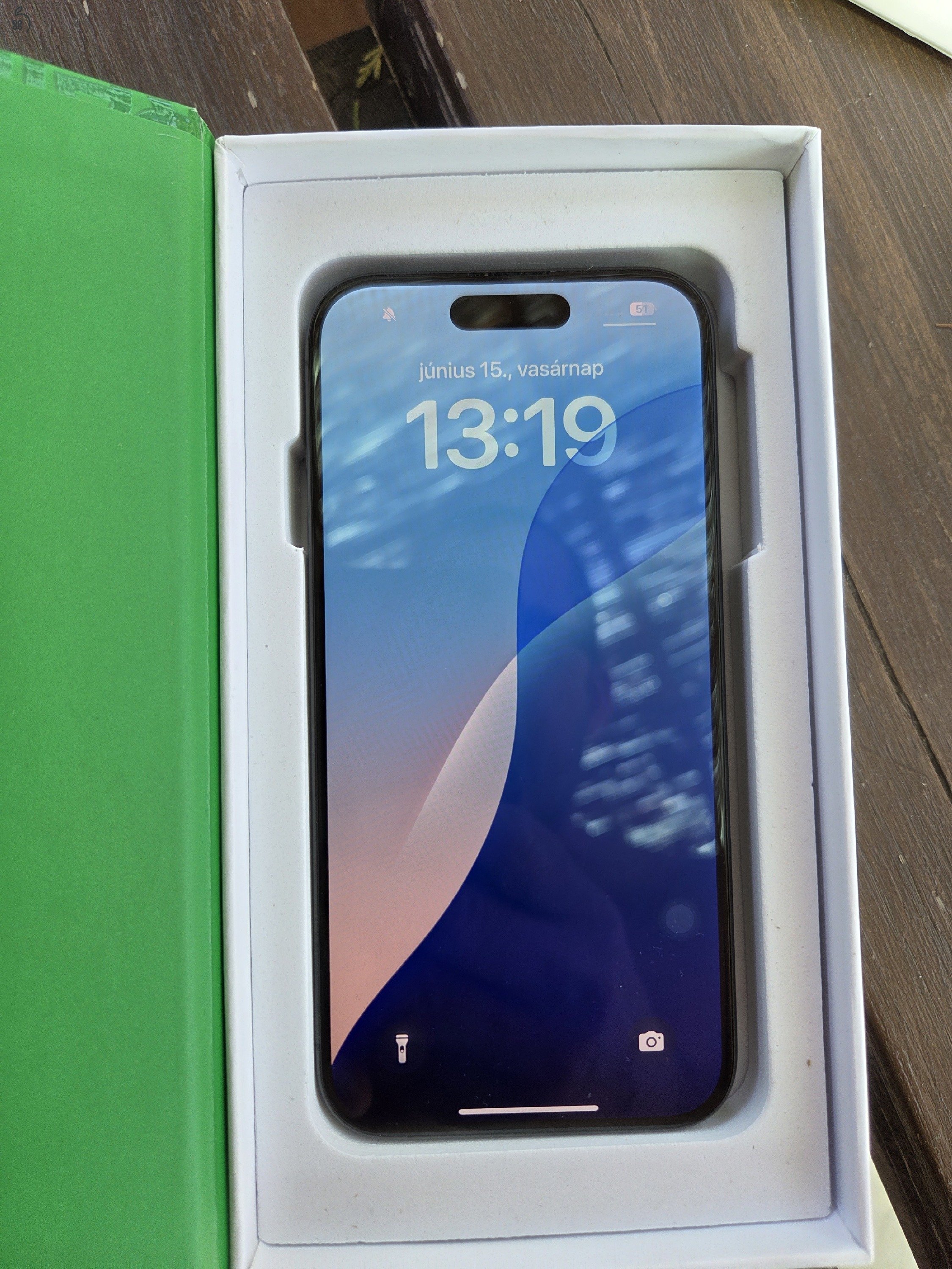 Újszerű iPhone 15 Pro - 100% akksi - garancia