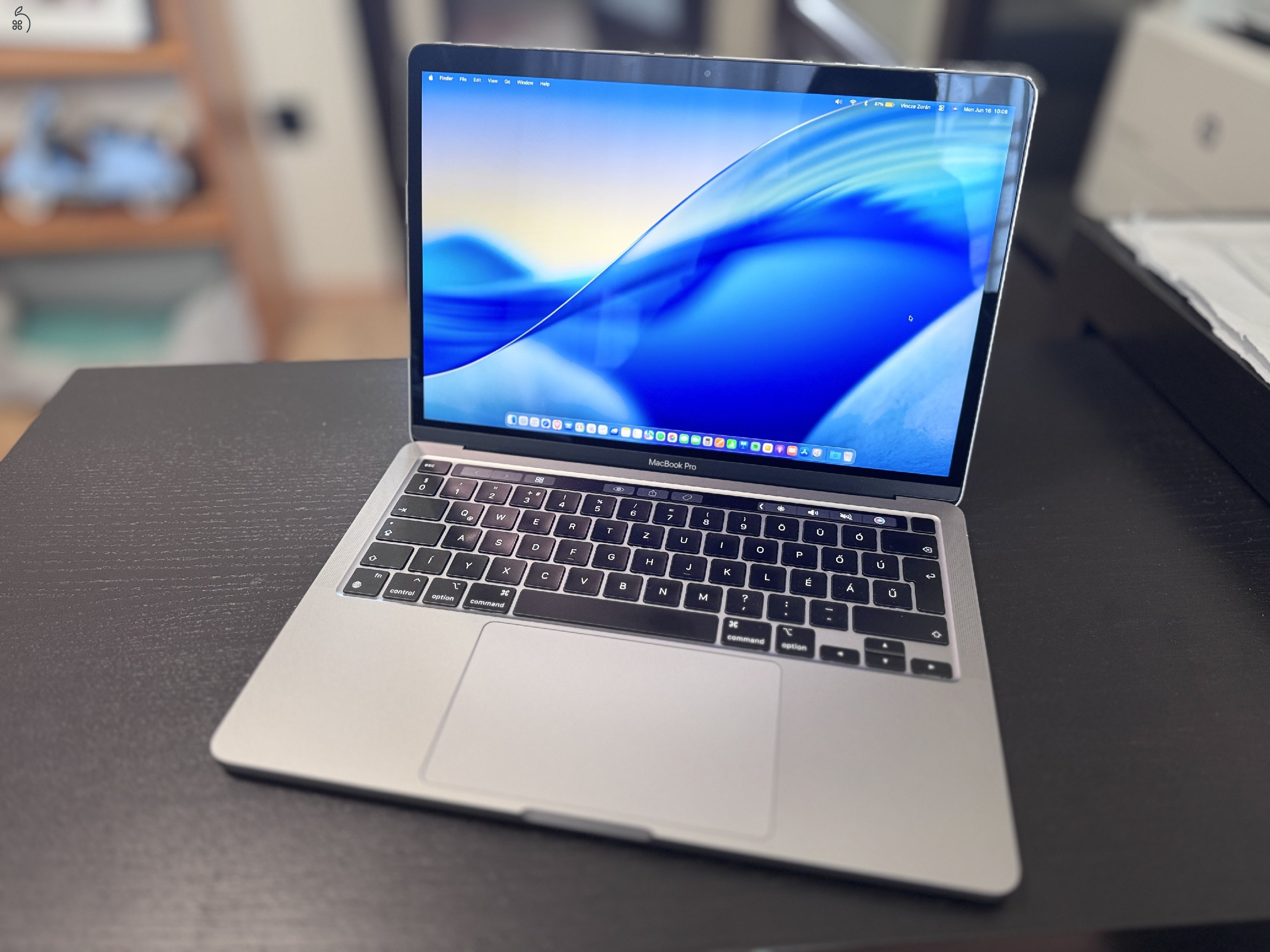 Macbook Pro M1, 2020, 8GB/256GB, Asztroszürke