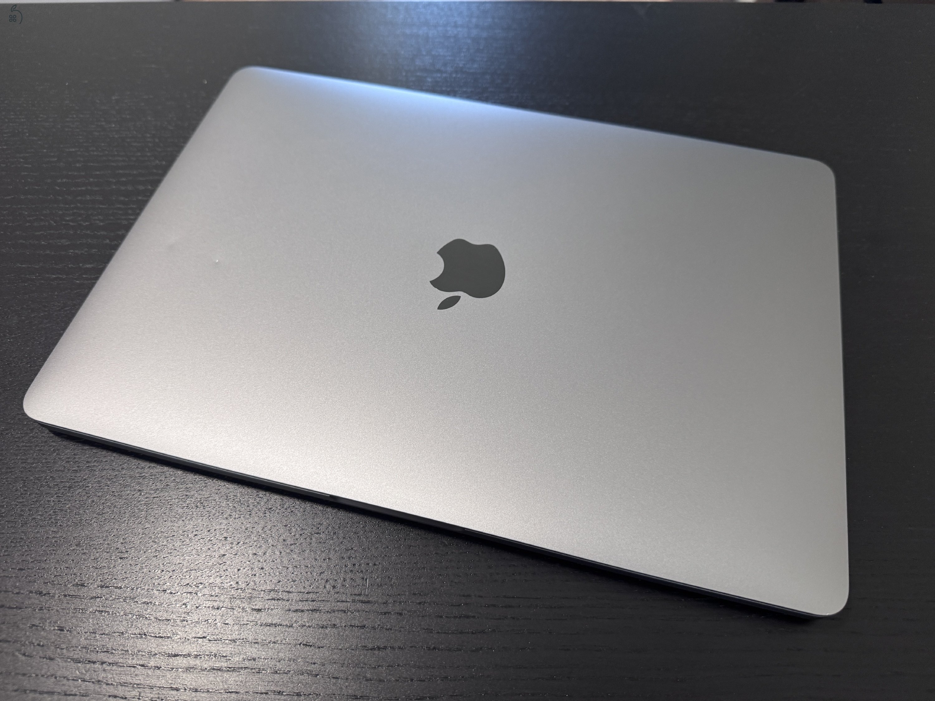 Macbook Pro M1, 2020, 8GB/256GB, Asztroszürke