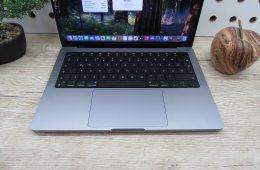  Apple Macbook Pro 14 M1 - 2021 - Használt, megkímélt - 32Gb, 1 Tb SSD 