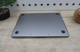 Apple Macbook Pro 14 M1 - 2021 - Használt, karcmentes - 1 Tb SSD