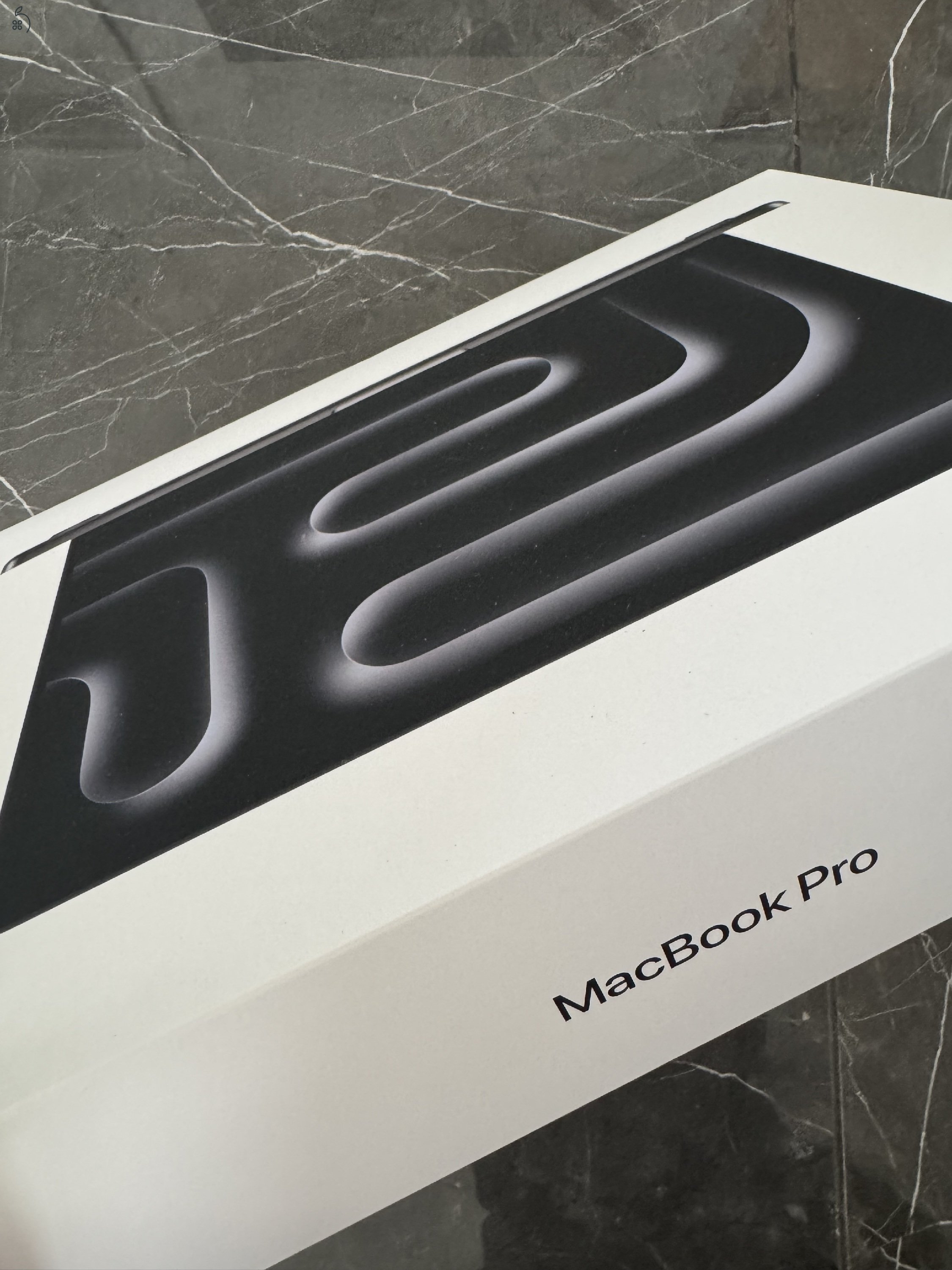 APPLE MACBOOK PRO 14