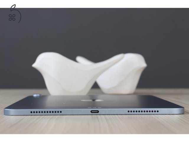 Apple iPad Air 4 64GB WiFi kék C+ US-6838