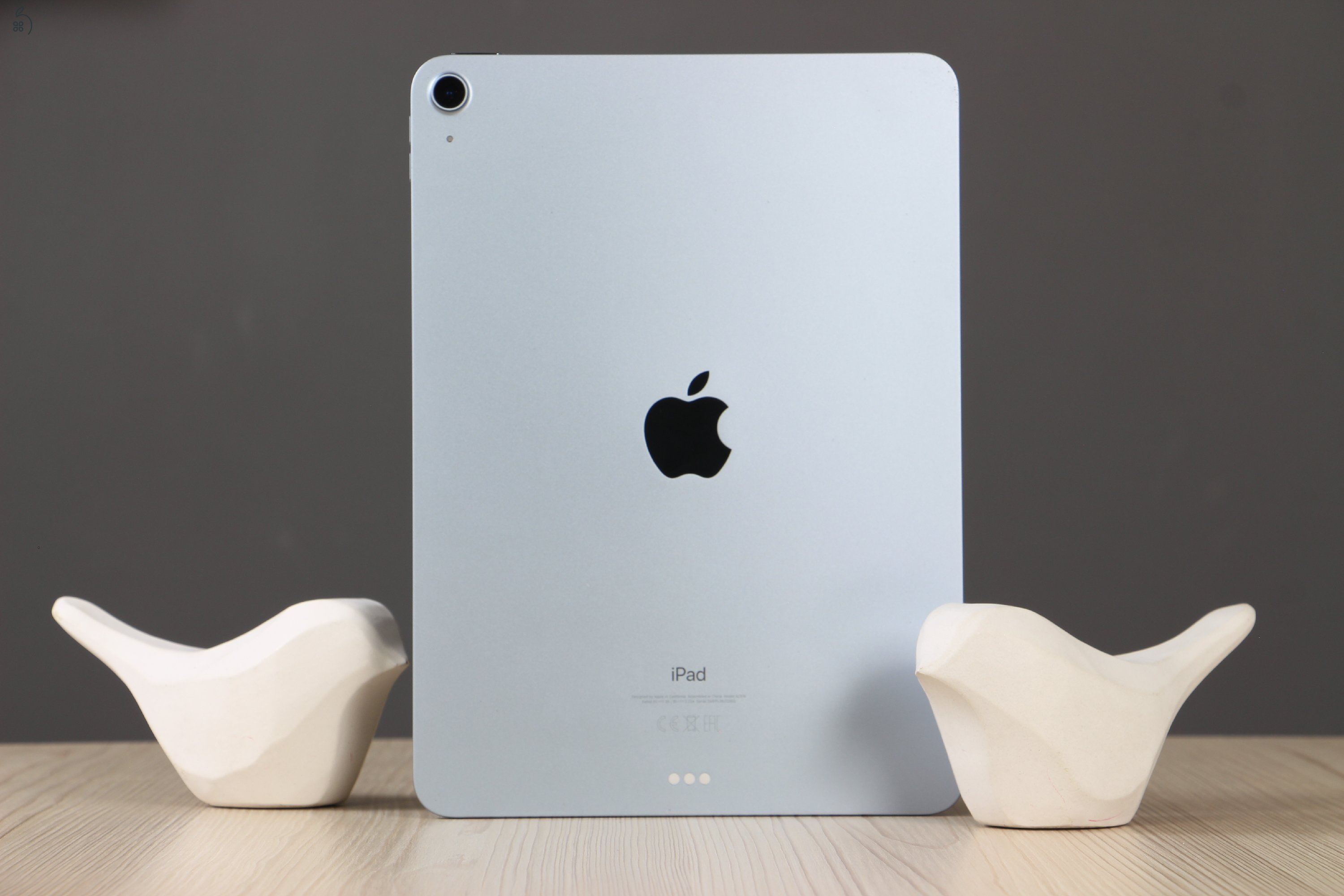 Apple iPad Air 4 64GB WiFi kék C+ US-6838