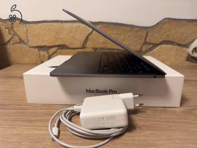 SÜRGŐSEN ELADÓ MacBook Pro 13