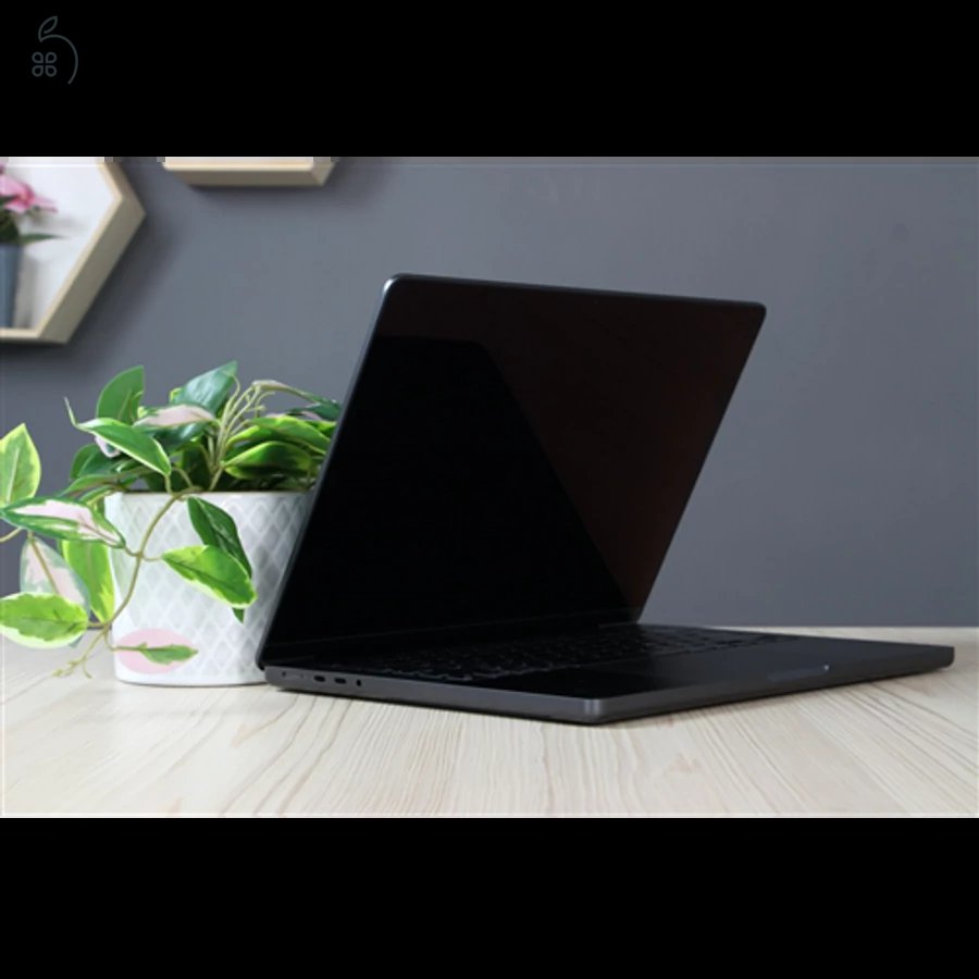 Apple MacBook Pro 14” M3 Pro – 36 GB RAM, 512 GB SSD, Space Black
