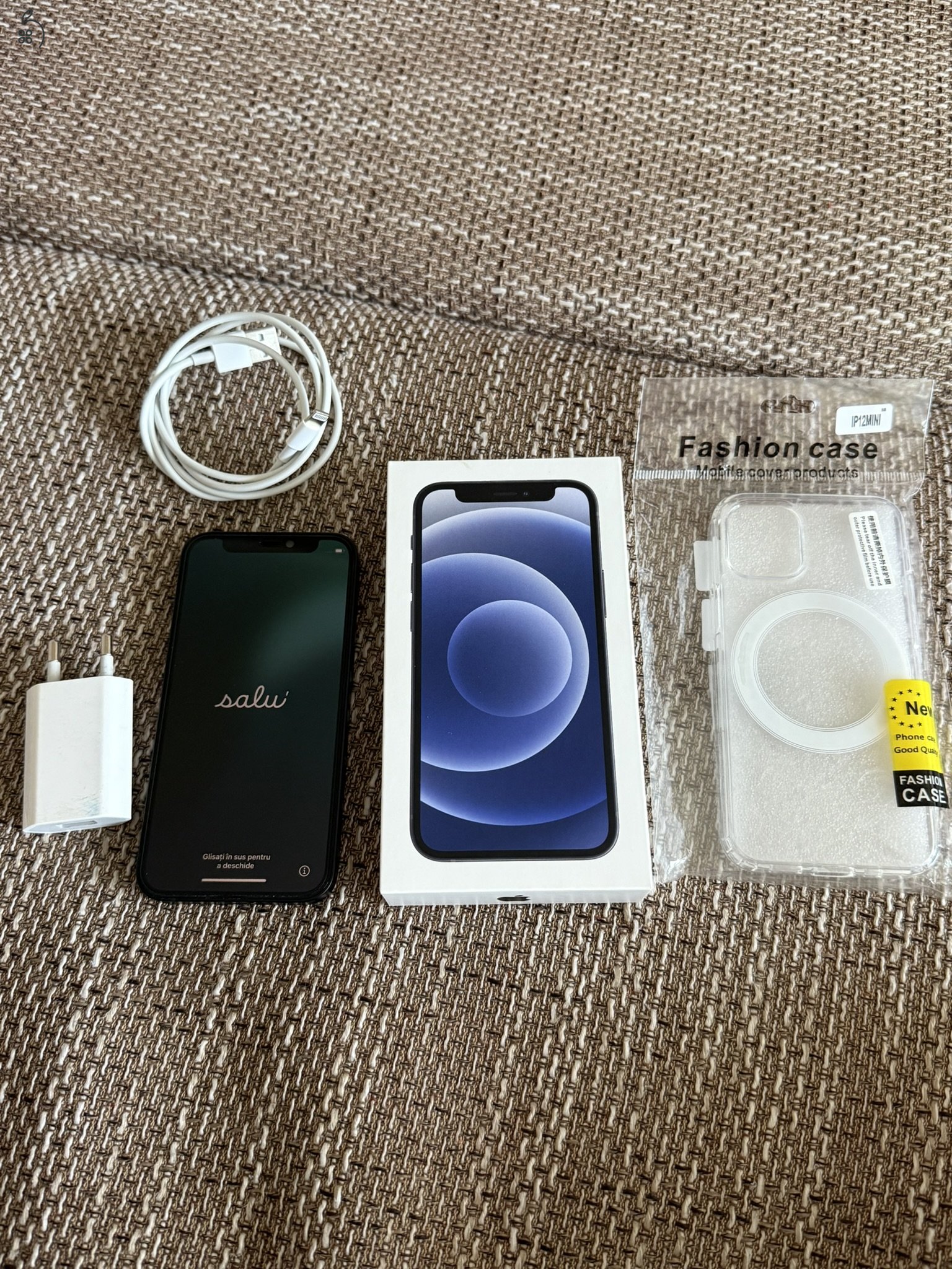 Eladó Iphone 12 mini 64gb fekete, kitűnő állapot!