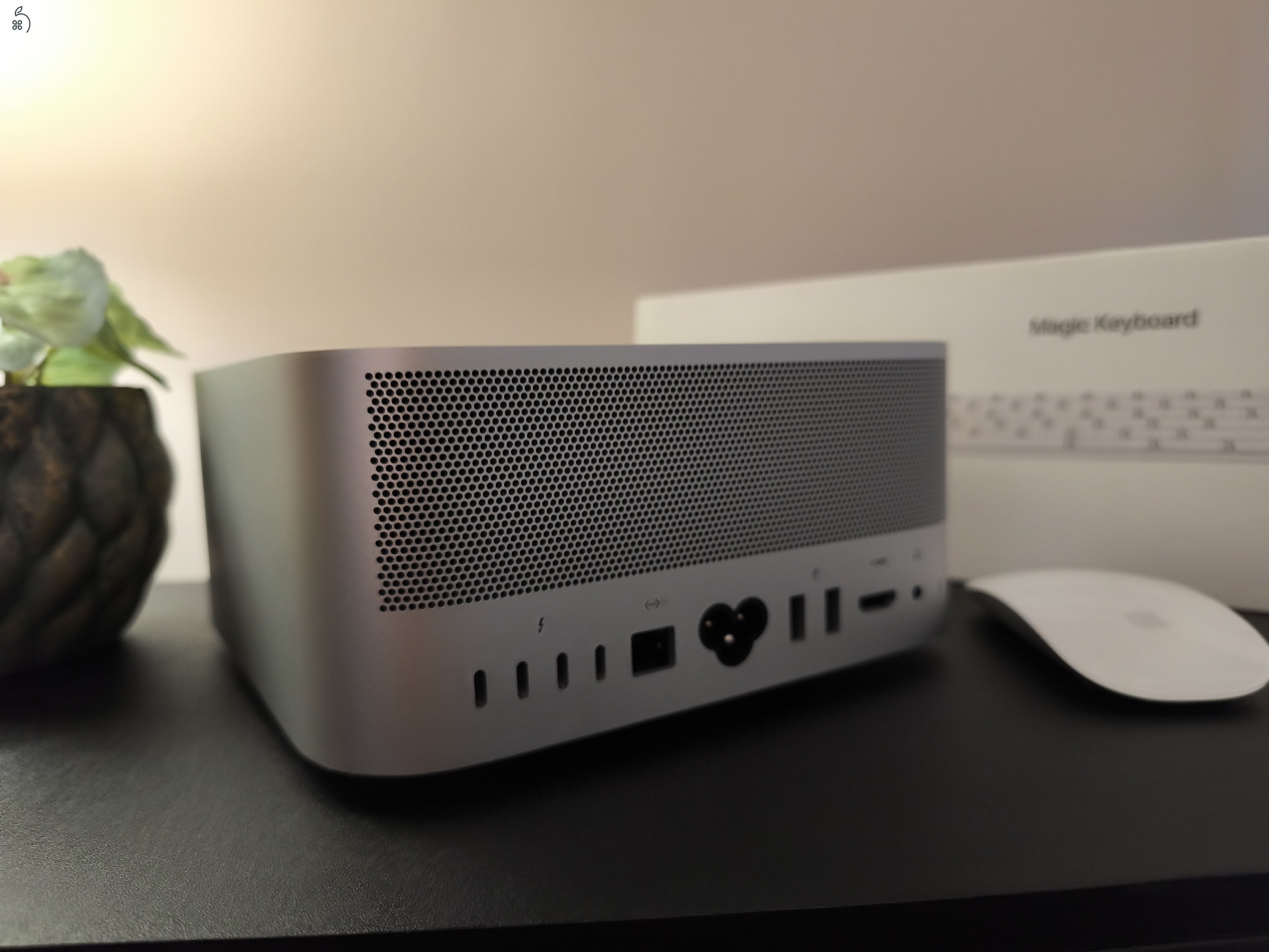 !!!AKCIÓ-2022 Mac Studio / M1 MAX / 32GB / 512GB SGSD / Hibátlan állapotban!!!