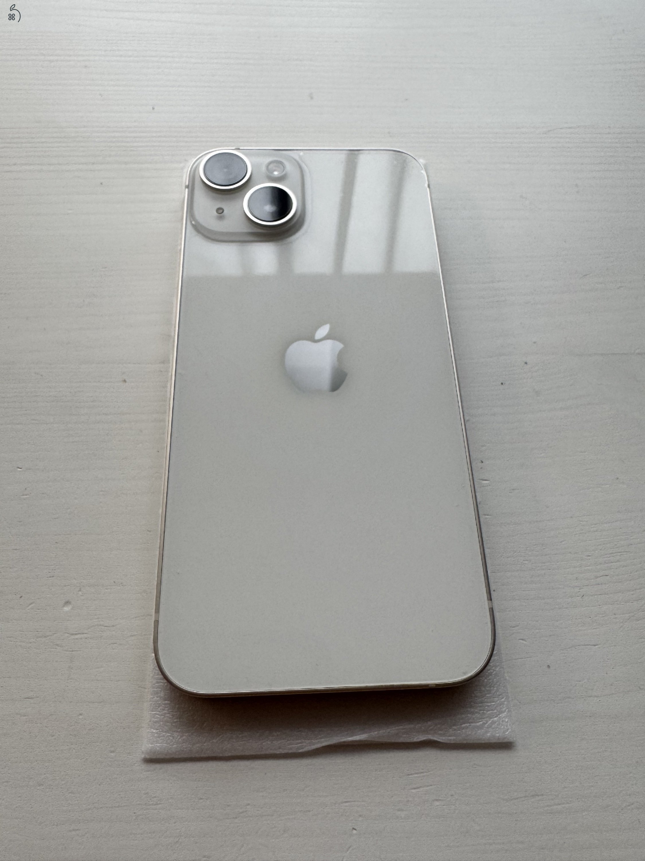 Apple iPhone 14 128Gb karcmentes + ajándék MOBILFOX tok