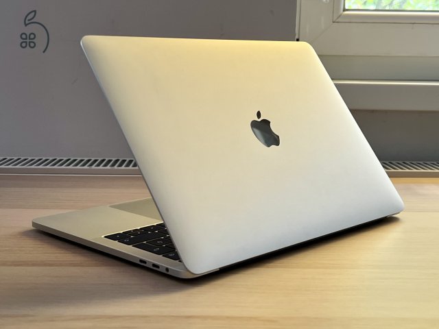 Apple MacBook Pro 13 2017 i5 8GB RAM 512GB SSD 4TB