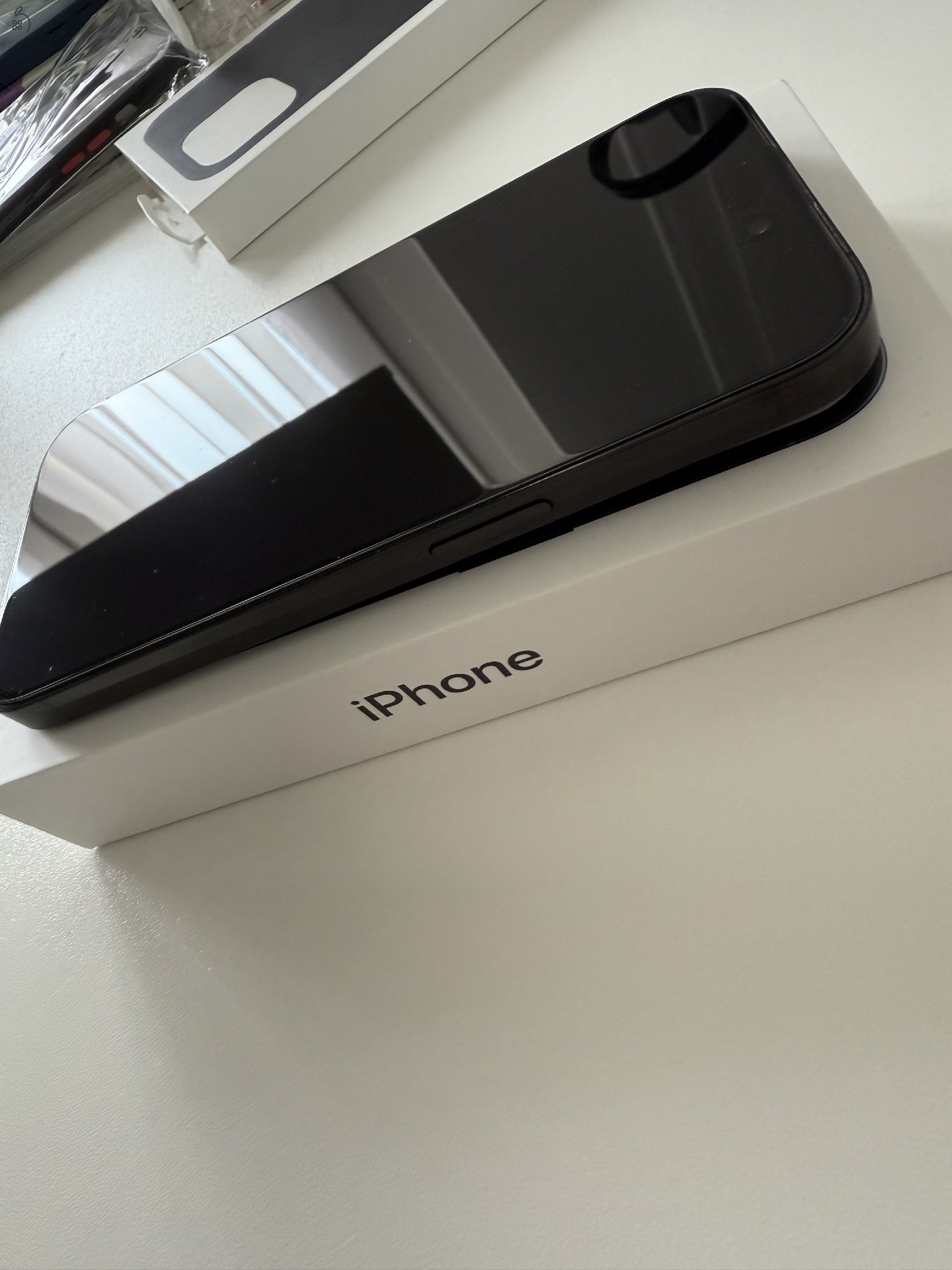 Eladó iPhone 14 Pro 128 GB Space Black