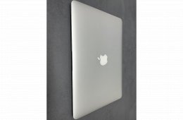 Macbook Air 2017 (Magyar billentyűzetes)