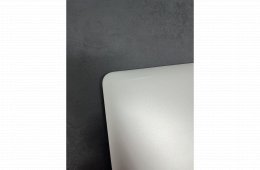 Macbook Air 2017 (Magyar billentyűzetes)