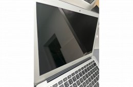 MacBook Air 2017 (Magyar billentyűzettel)