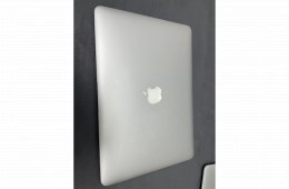 MacBook Air 2017 (Magyar billentyűzettel)