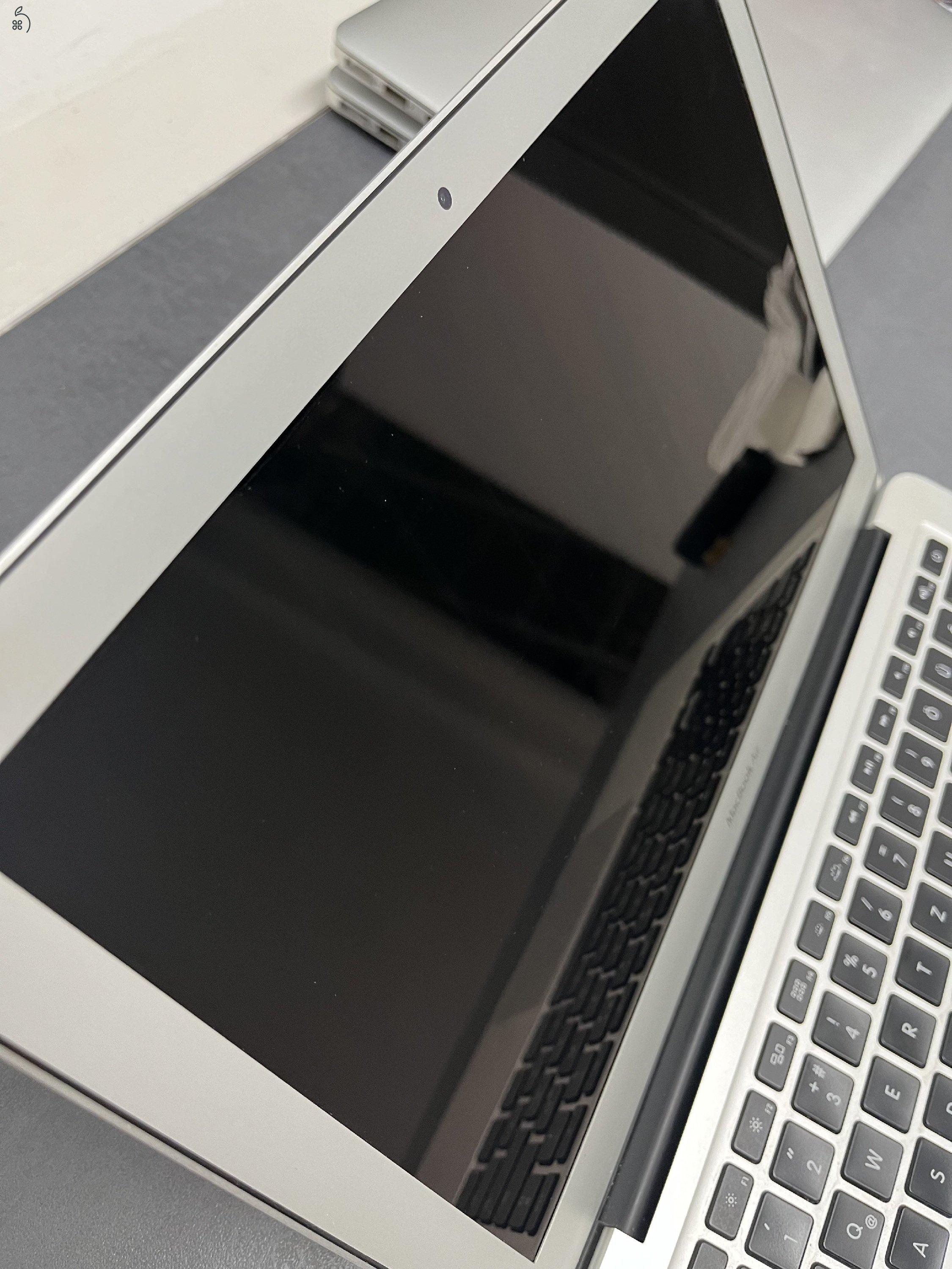 Macbook Air 2015 (Magyar billentyűzettel)