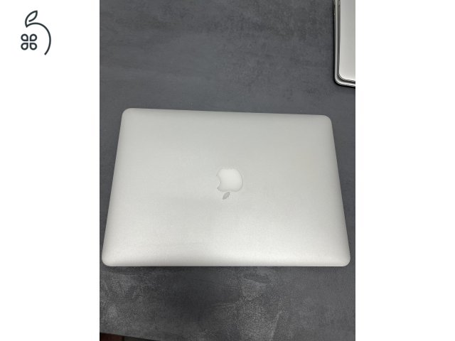 Macbook Air 2015 (Magyar billentyűzettel)