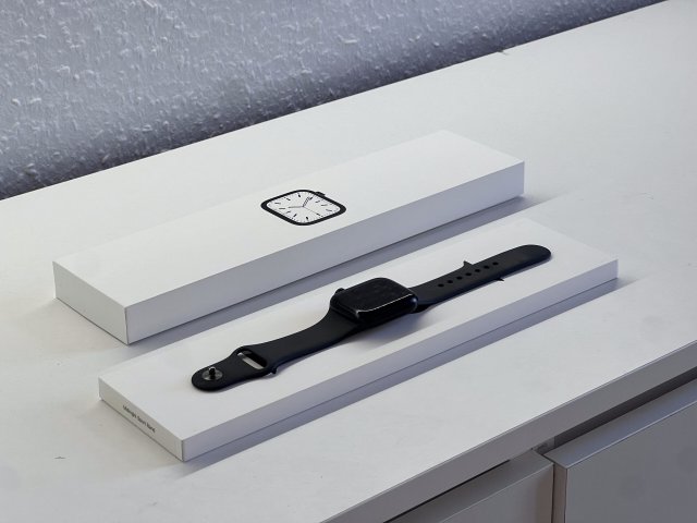 Apple Watch S7 Midnight 41MM 2 ÉV Garanciával Számlával