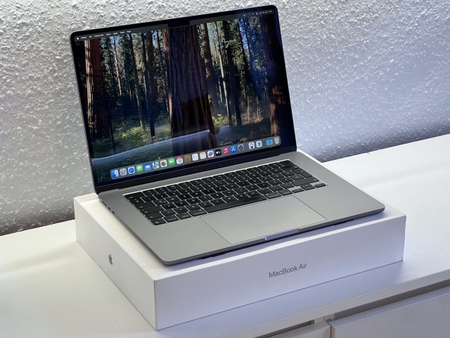 Hibátlan MacBook Air 2022 15 M2 256GB 2 ÉV Garanciával Számlával Aksi 99%