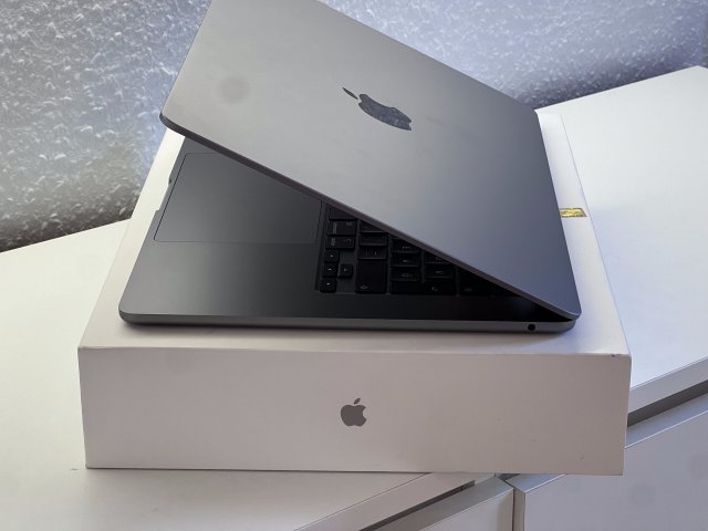 Hibátlan MacBook Air 2022 15 M2 256GB 2 ÉV Garanciával Számlával Aksi 99%