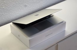 MacBook Air 2020 13 M1 512GB 2 ÉV Garanciával Számlával