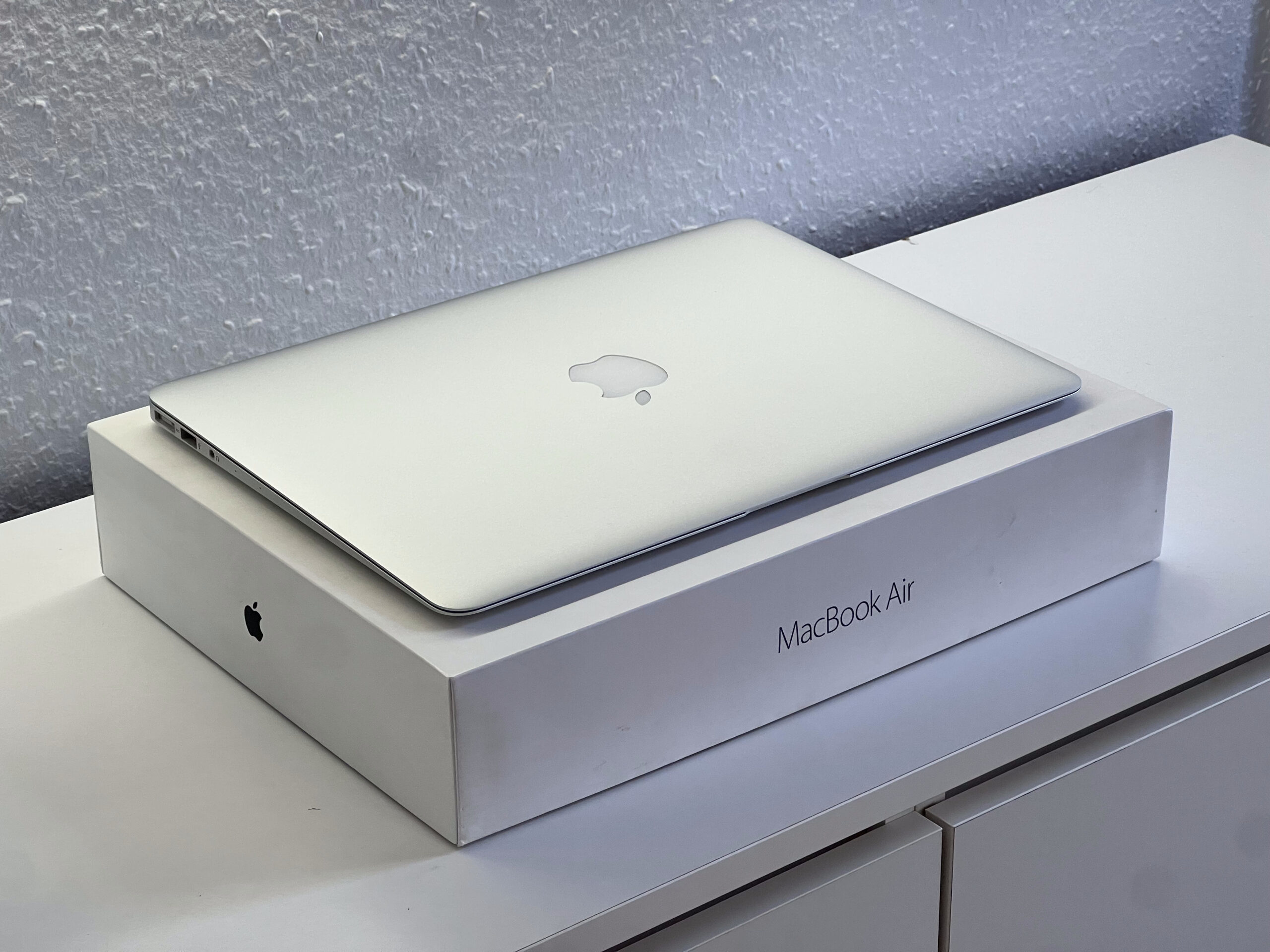 Hibátlan MacBook Air 2017 13 128GB 2 ÉV Garanciával Számlával