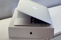 Hibátlan MacBook Air 2017 13 128GB 2 ÉV Garanciával Számlával