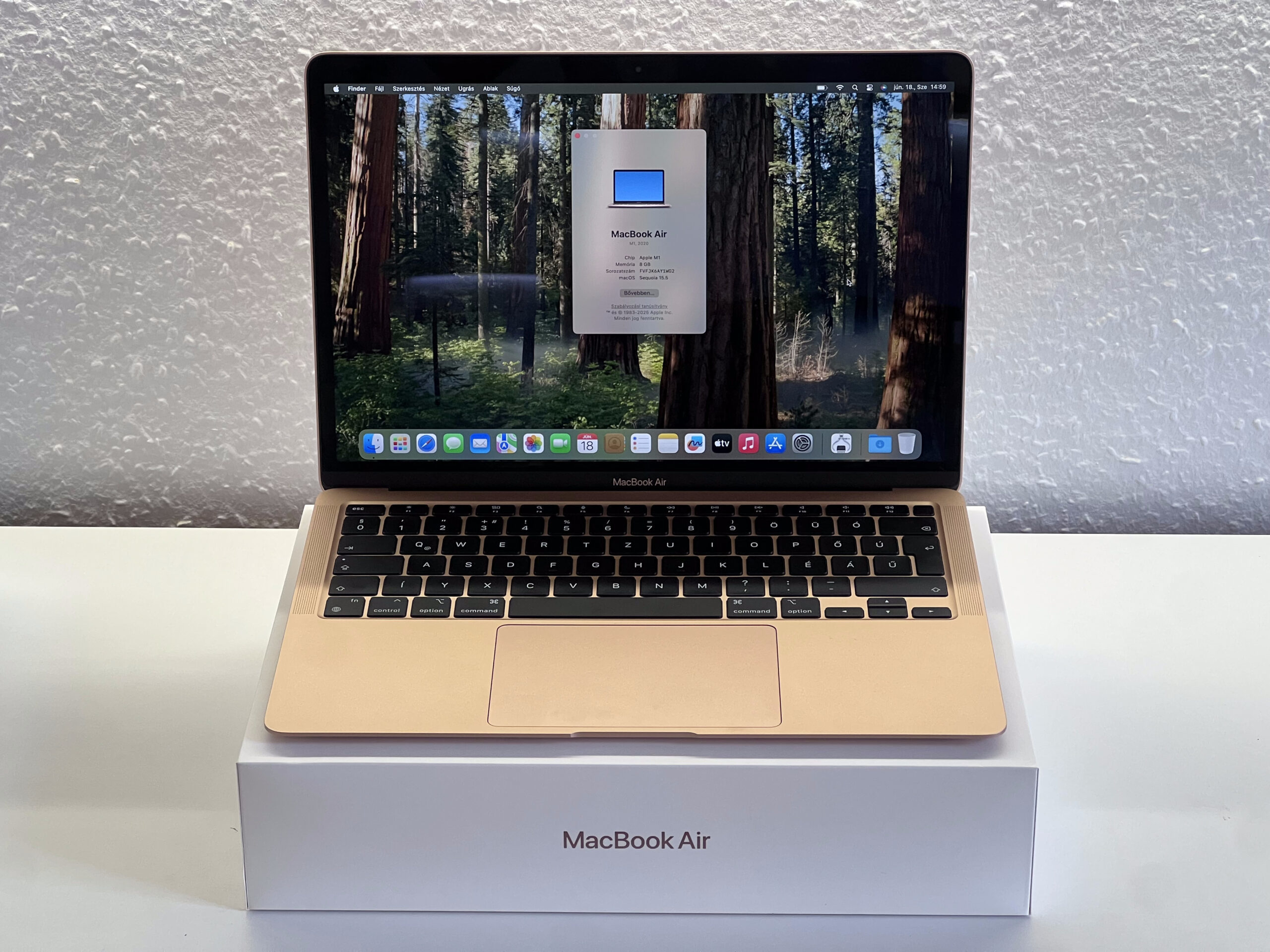 Hibátlan MacBook Air 2020 13 M1 256GB 2 ÉV Garanciával Számlával