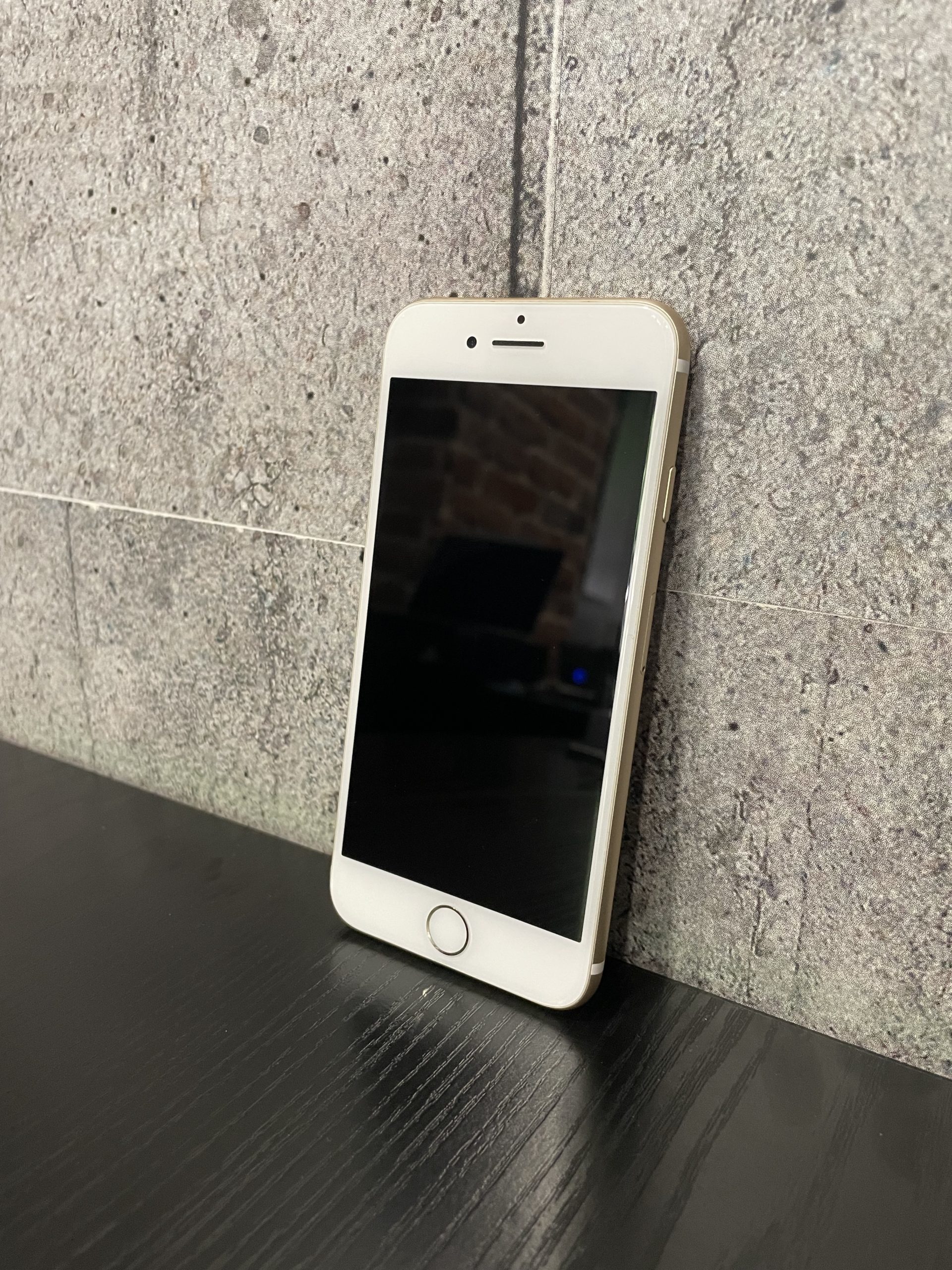Apple iPhone 7 32GB Arany Gyüjtői darab! Kifogástalan állapotú! kártyafüggetlen!