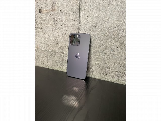 Apple iPhone 14 Pro Max 256GB Mélylila Használt kártyafüggetlen