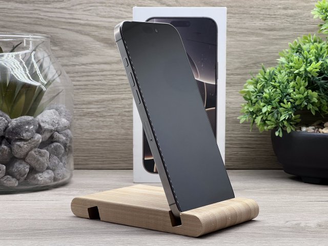 Hibátlan iPhone 16 Pro Max Natural Titanium 256GB 2 ÉV Garanciával Számlával Aksi 100%
