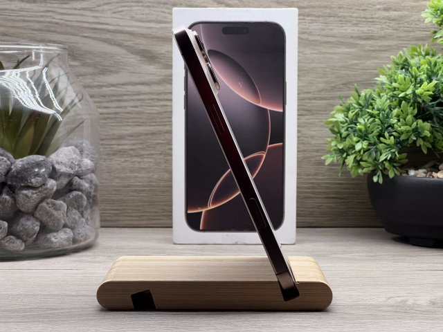Hibátlan iPhone 16 Pro Max Desert Titanium 256GB 2 ÉV Garanciával Számlával Aksi 100%