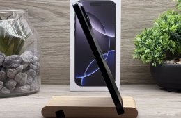 Hibátlan iPhone 16 Pro Max Black Titanium 256GB 2 ÉV Garanciával Számlával Aksi 100%