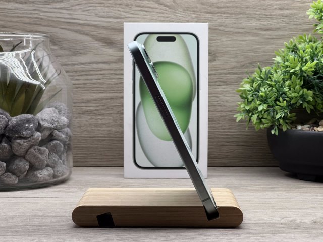 Hibátlan iPhone 15 Green 128GB 2 ÉV Garanciával Számlával
